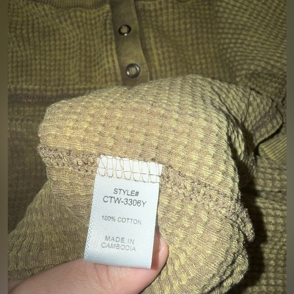 Zenana Pigment-dyed, Waffle-Knit, Long-Sleeve Henley Shirt Size Small Olive - Picture 4 of 8